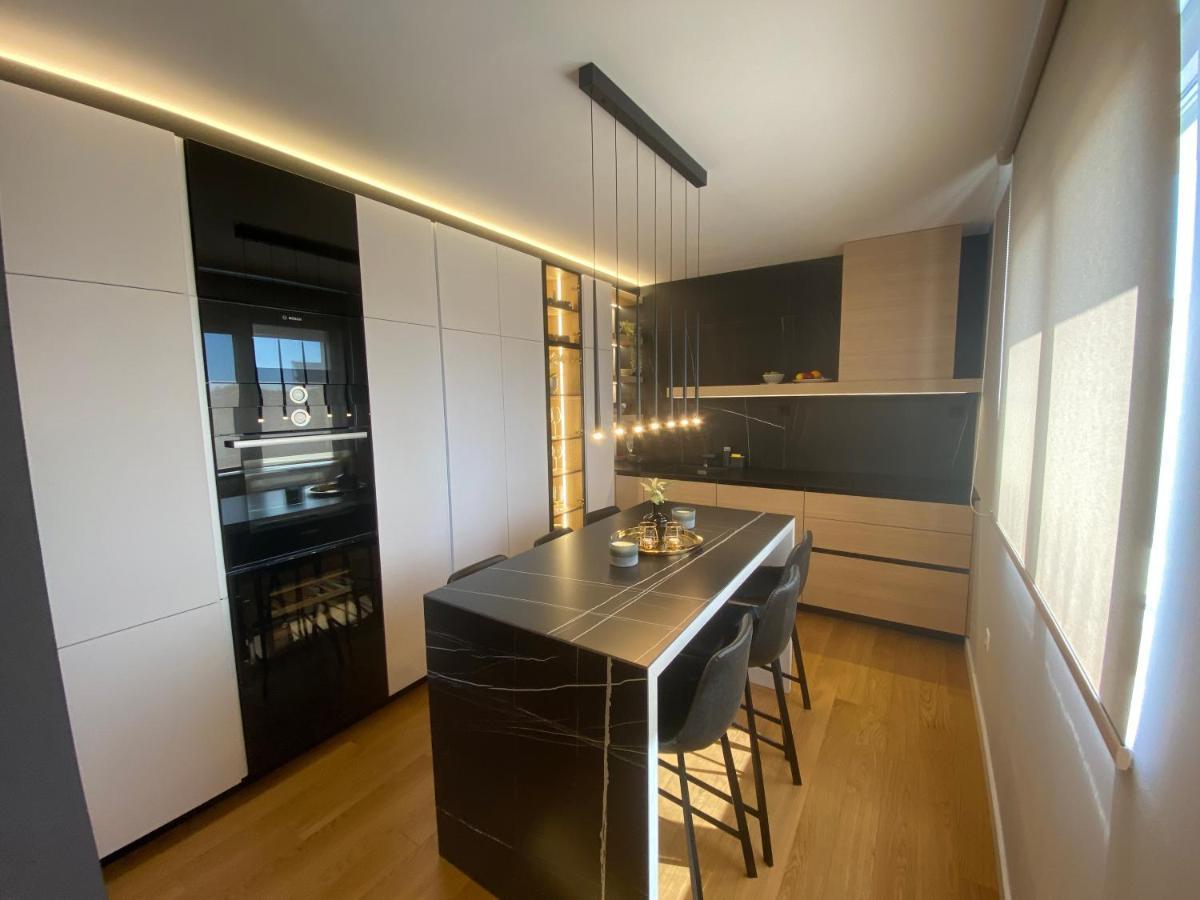 Apartamento Shell Sky Luxury Penthouse With Private Pool Zadar Exterior foto